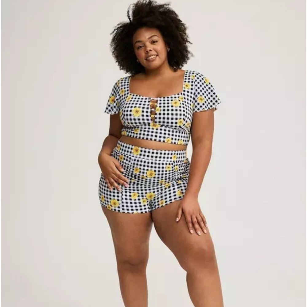 New! Set! Torrid sz 3 Daisy Gingham Bright White Bathing Swim Suit 3X Sunflowers